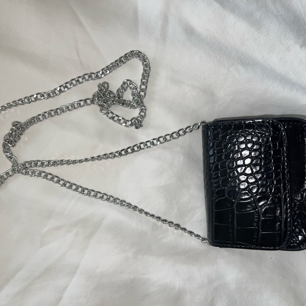 Black Croc-Embossed Chain Bag
